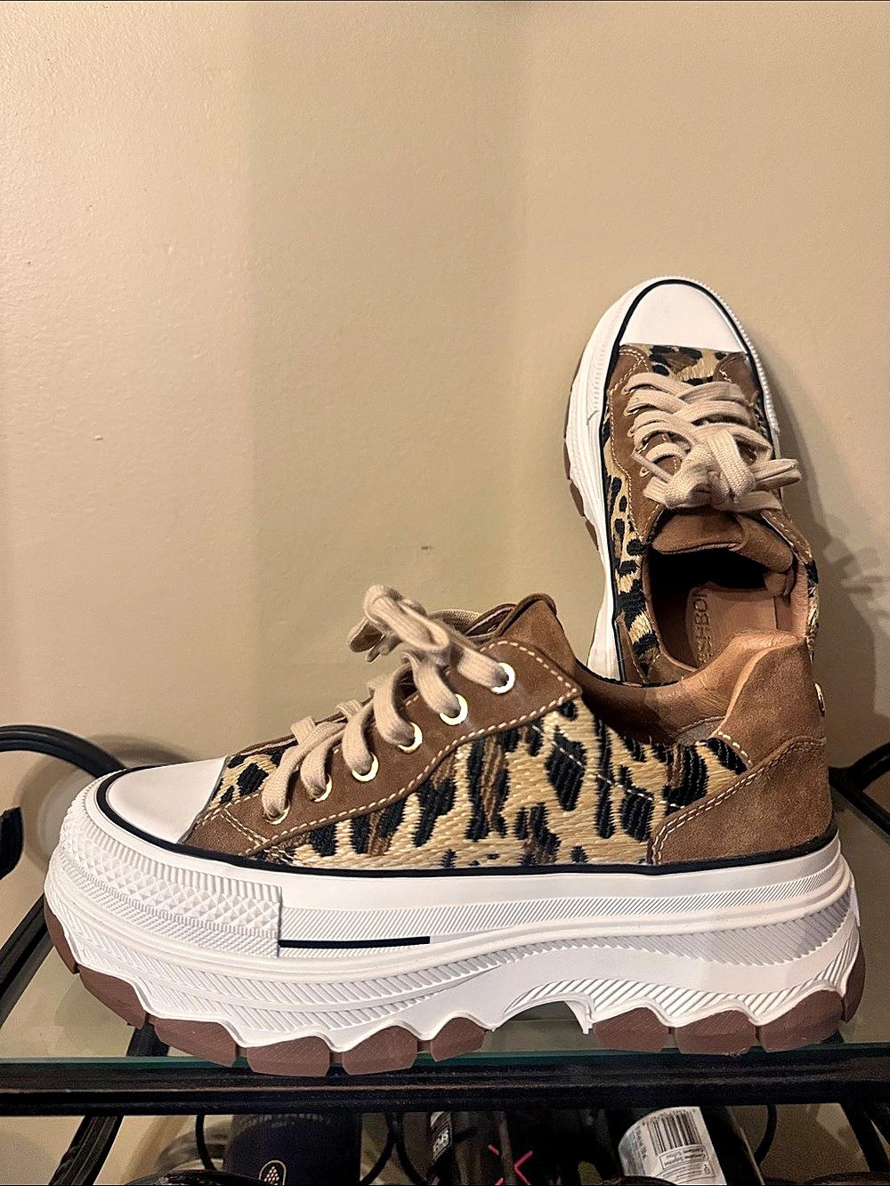 Wishbone Leopard Print Platform Sneakers US 8